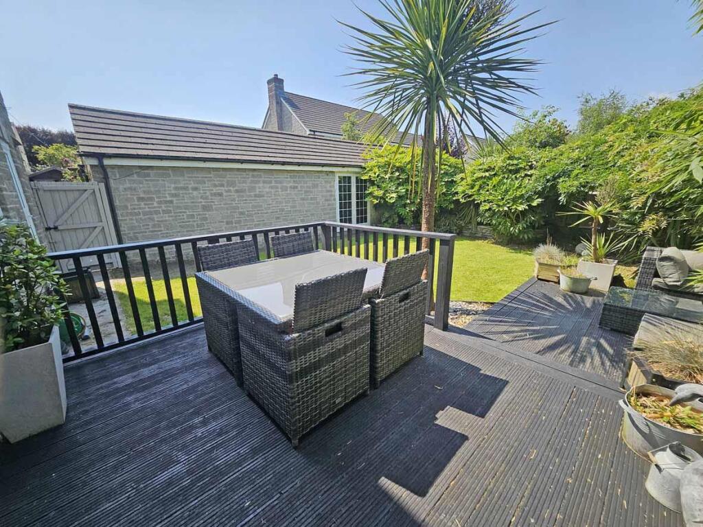 Aberdeen Avenue 100 Garden 3.jpg