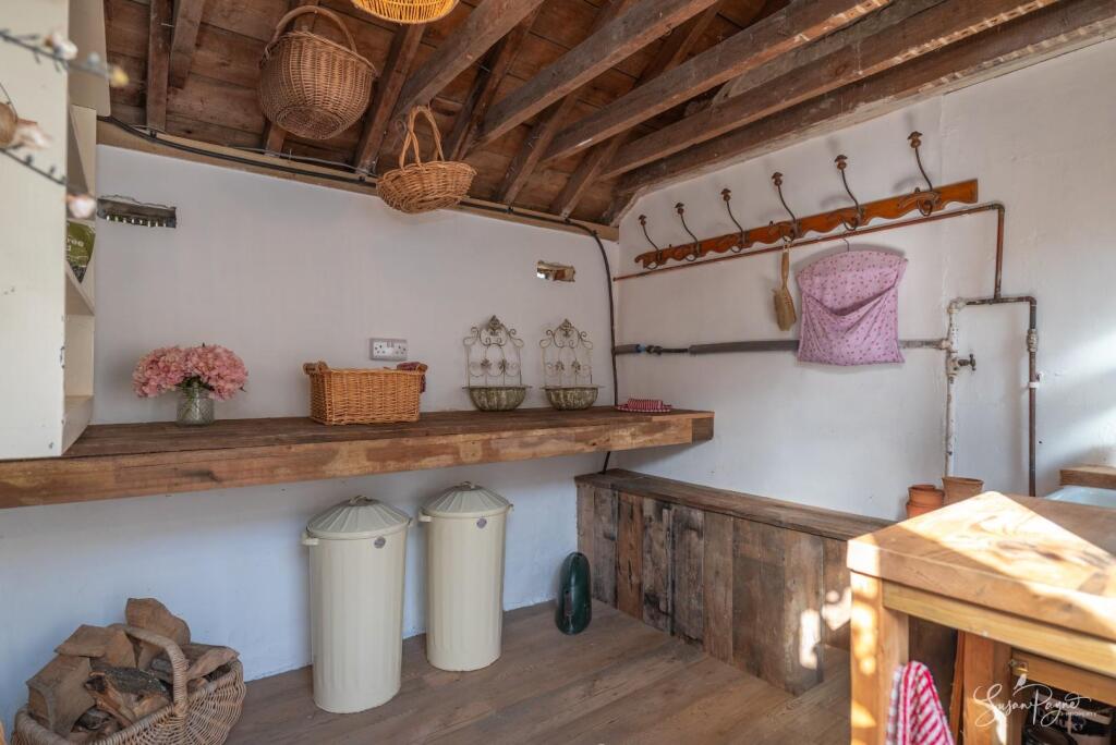 Store/Utility