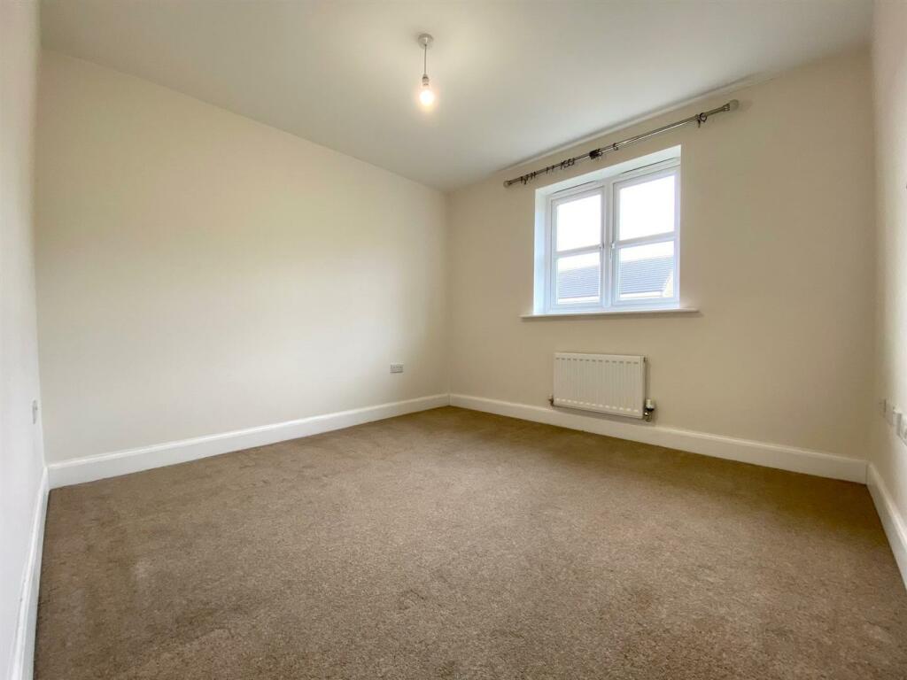 Bramleys Estate Agents - Shadwell Court , Lindley 