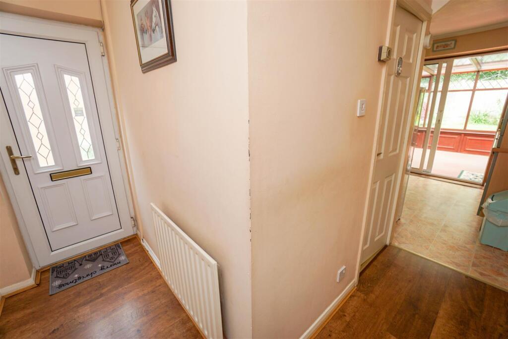 HALL WAY (1 of 1).jpg