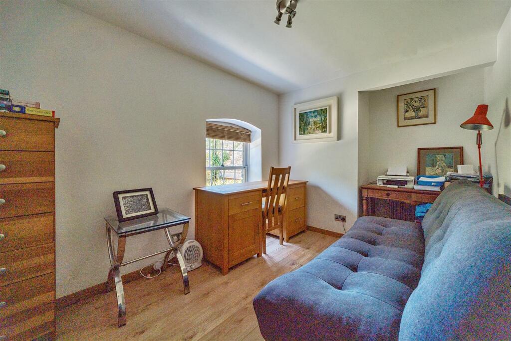 TRH Office Bed 4.jpg