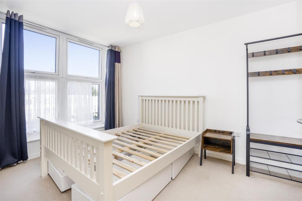 Davidson Frost-Wellings, DFW, Brindley Court, Stan