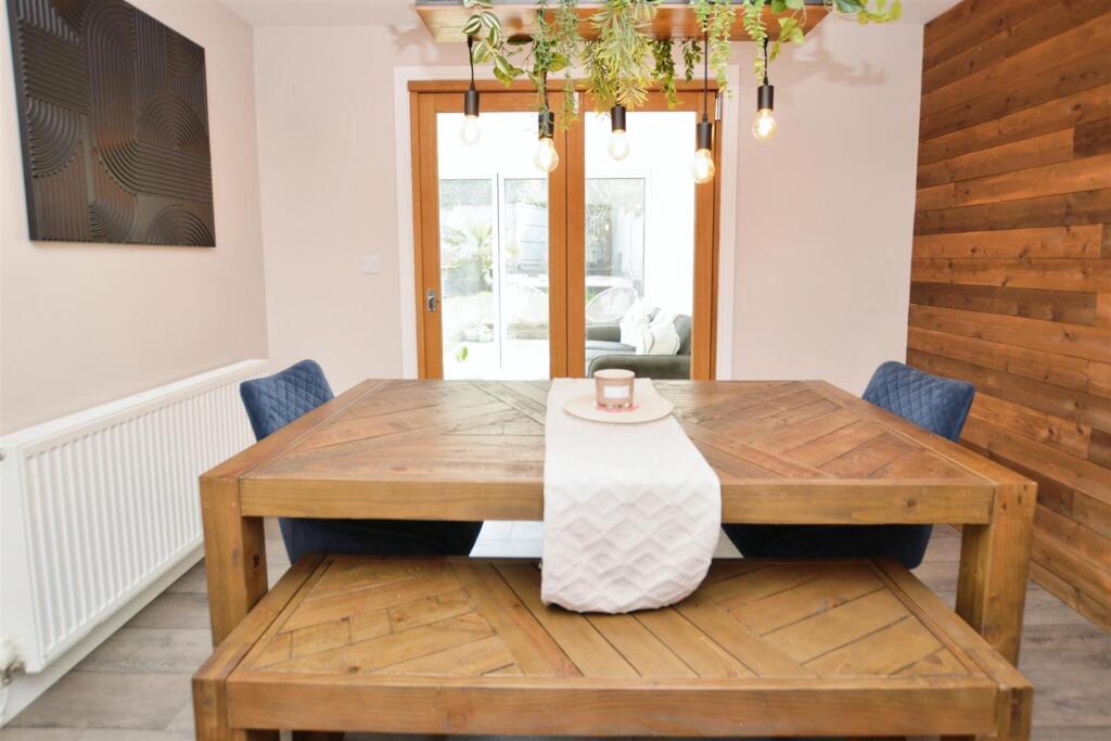Lounge/Diner