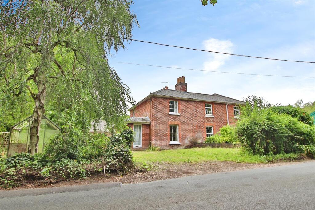 2 bedroom Semi Detached for sale