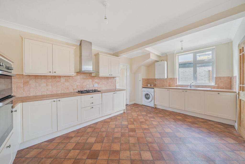 1334045-4-6892460...