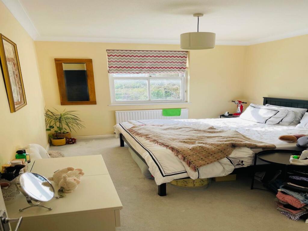 Bedroom_Large