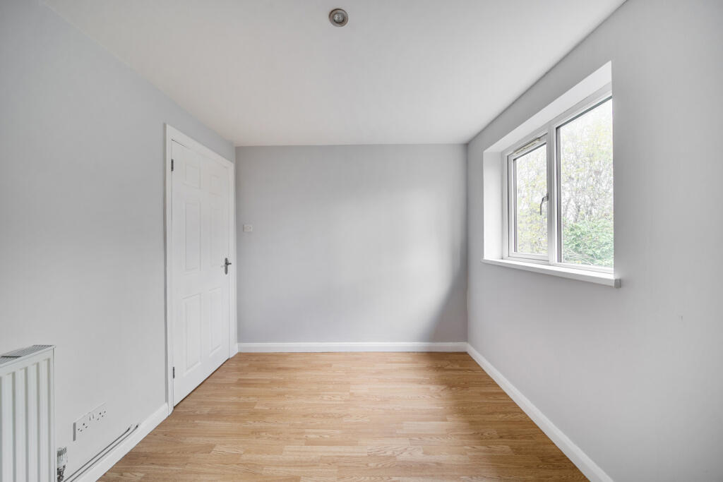 1376928-8-690b450...