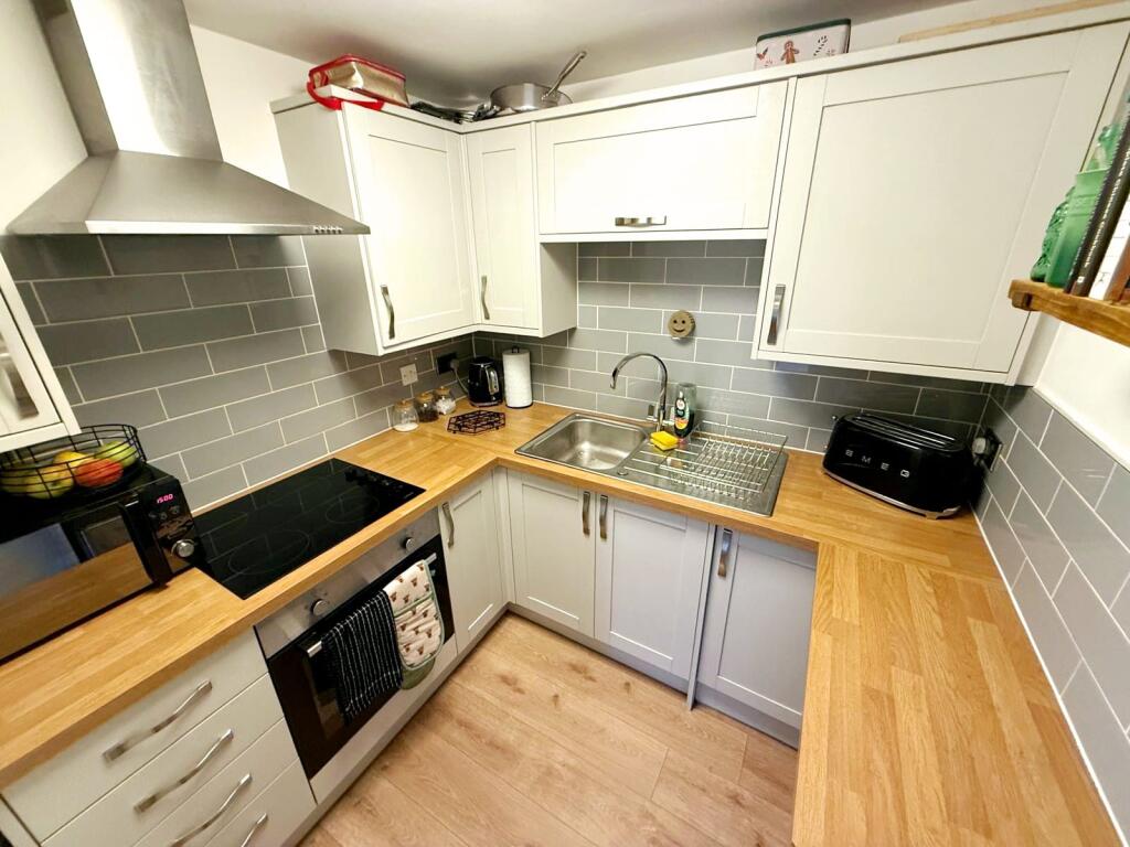 6ac51af8-8f93-4af4-a743-3ff358cf8239