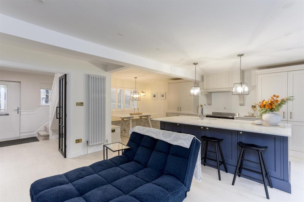 2_Ashbourne_Place__13.jpg