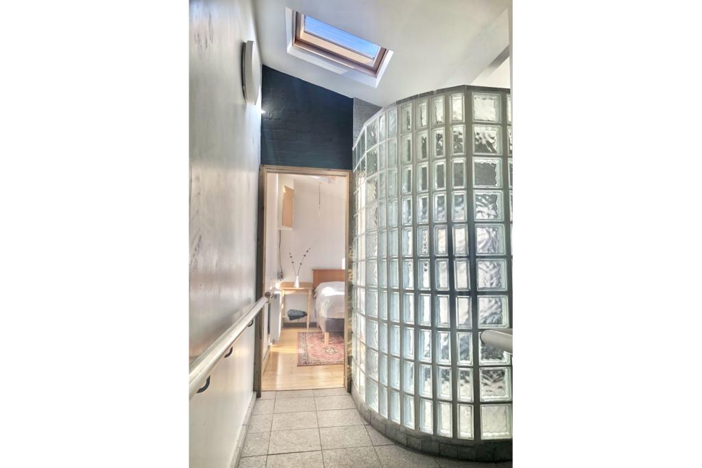 Annexe Hallway
