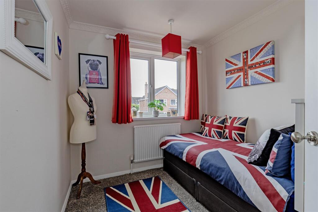 Bedroom 3-1.jpg