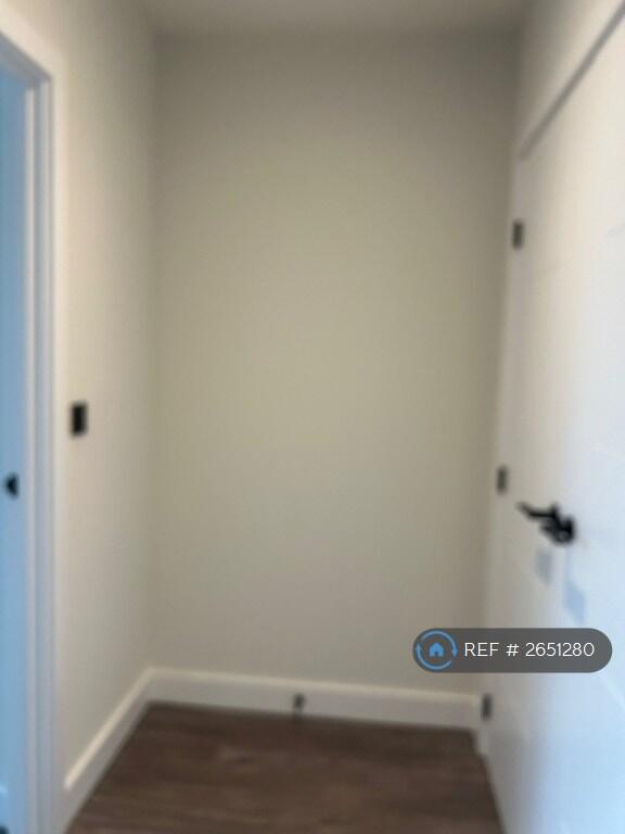 Hallway l Shaped