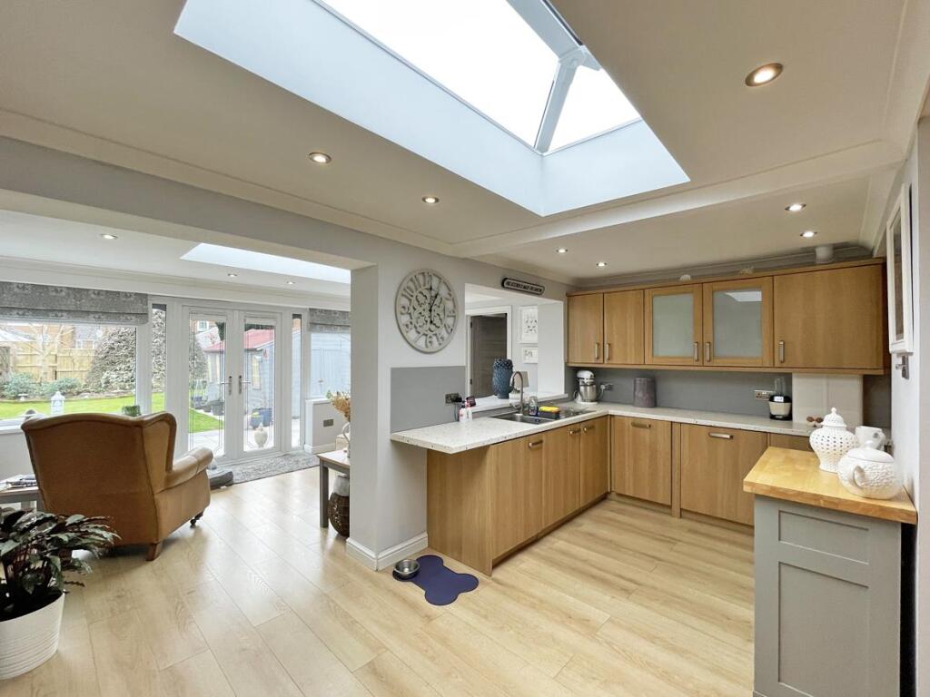 Crownhill Road 273 - Kitchen 2.jpg