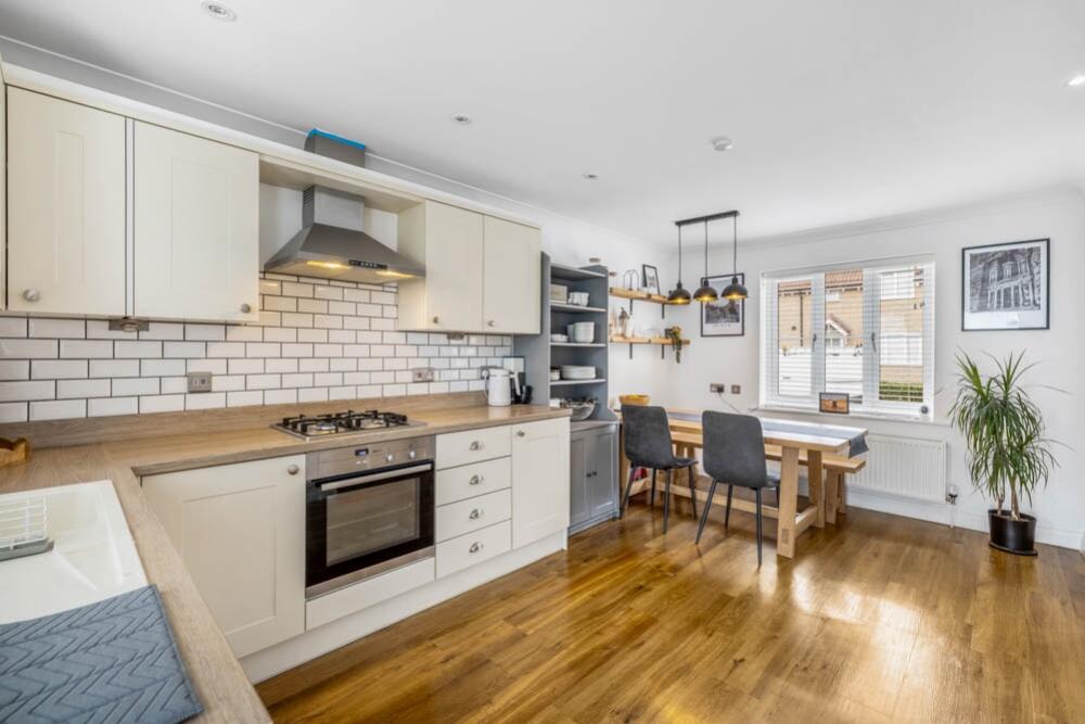 20 Eton Way (Boston)-23