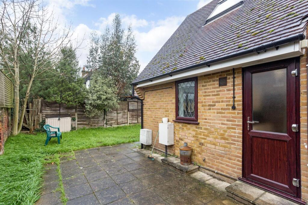 83848_78 Ferrers Avenue (22).jpg