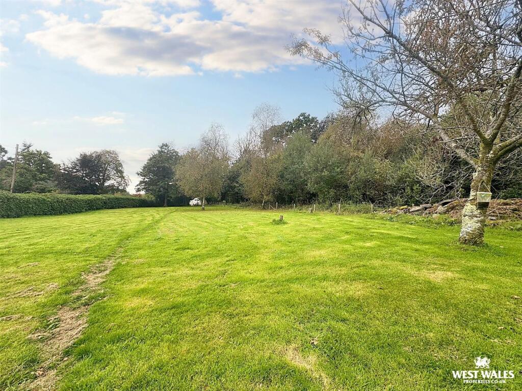 WhatsApp Image 20251002 at 135151.jpg