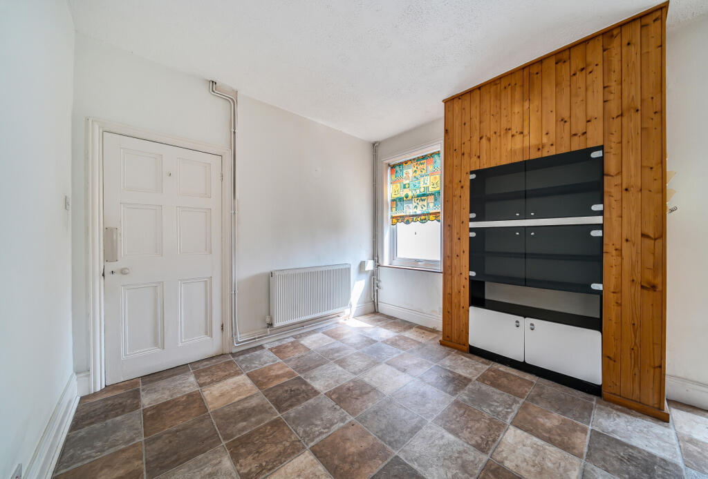 1339859-18-689a2e...