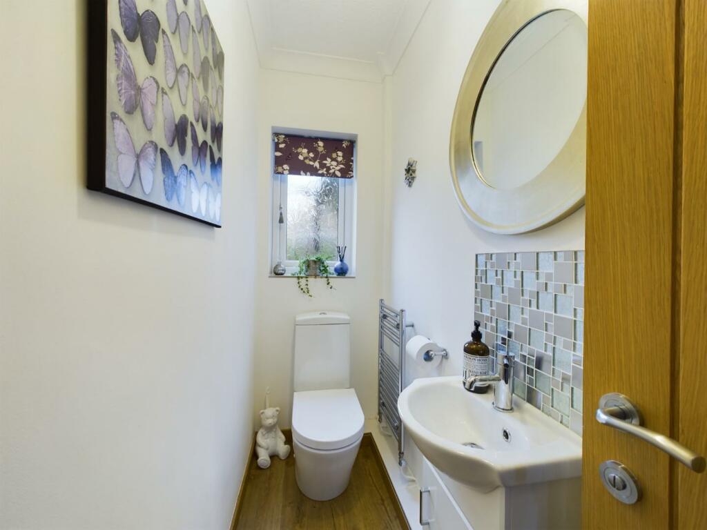 DOWNSTAIRS WC