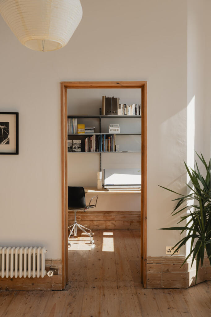 265798 - Moreton Court_INT_062.jpg