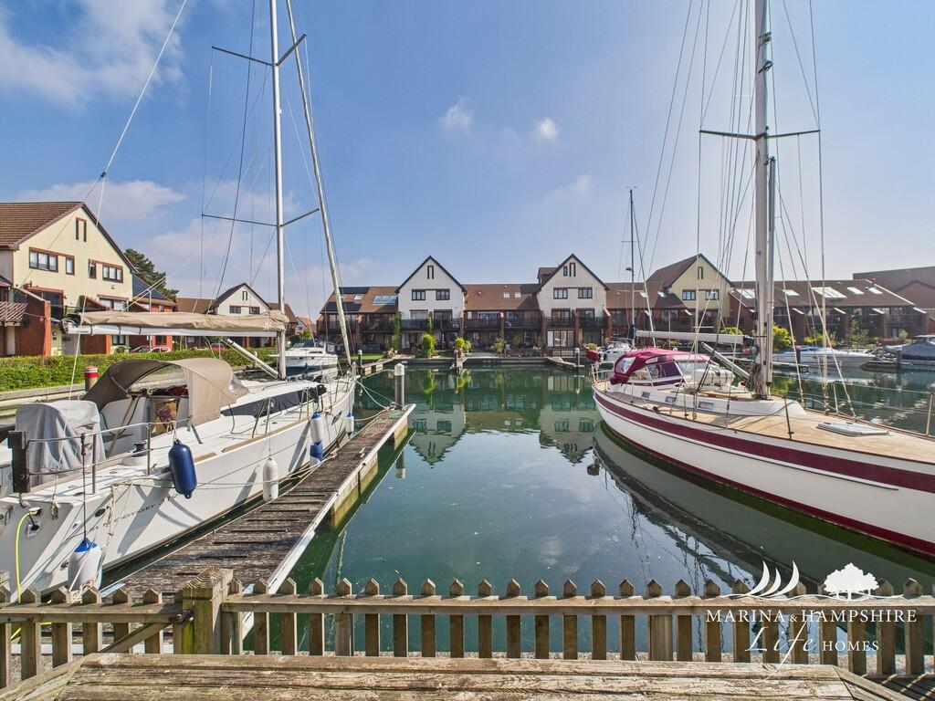 CAM03691G0-PR0044...