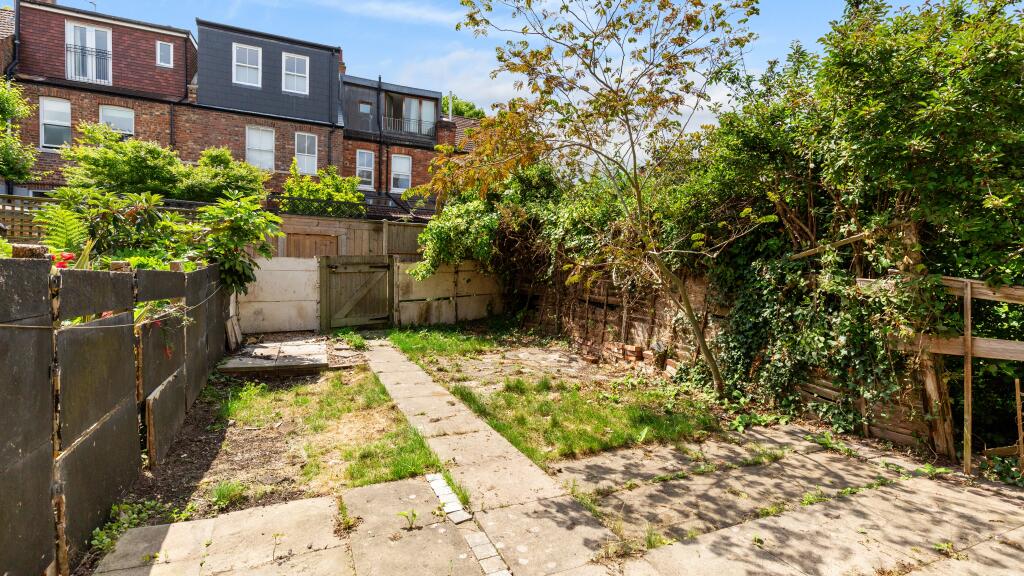 3A Jersey Road, Hanwell, London, W7 2JF