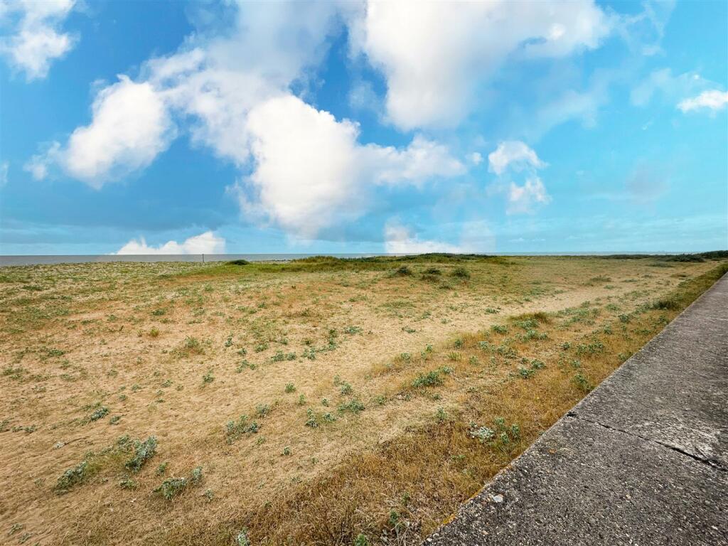 JAYWICK SEA FRONT