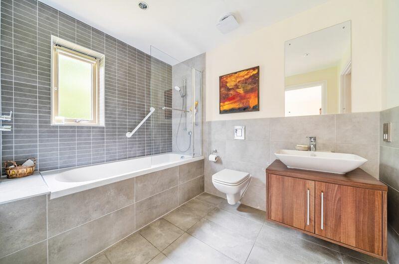 Ensuite bathroom to master bedroom