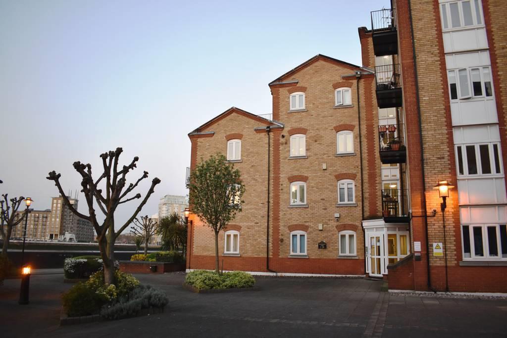 Exterior  .jpg