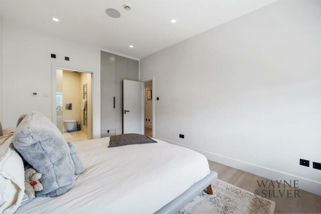 Wayne &amp; Silver