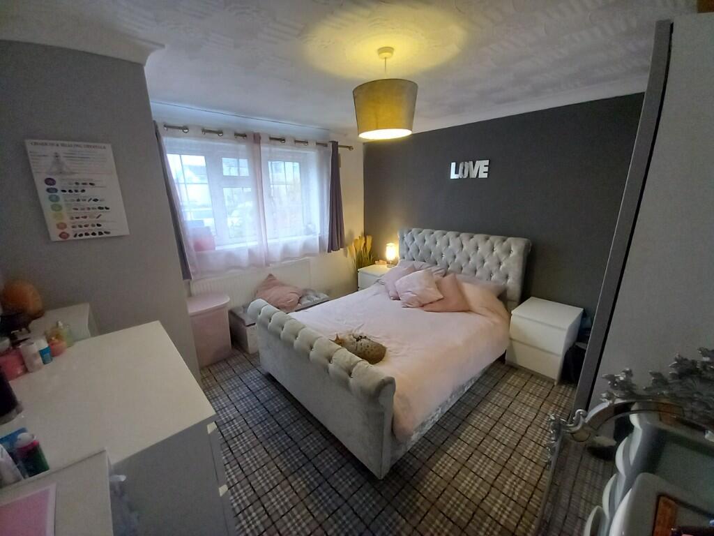 Front Bedroom 1