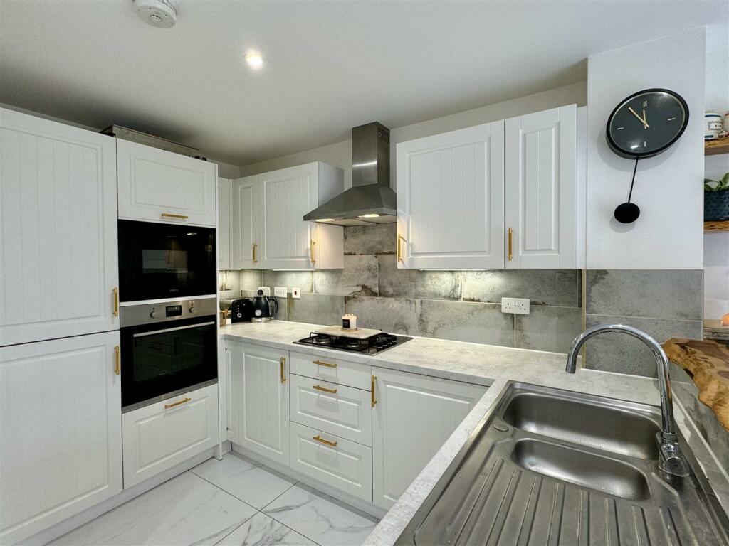 Open Plan Kitchen Dining Living Area