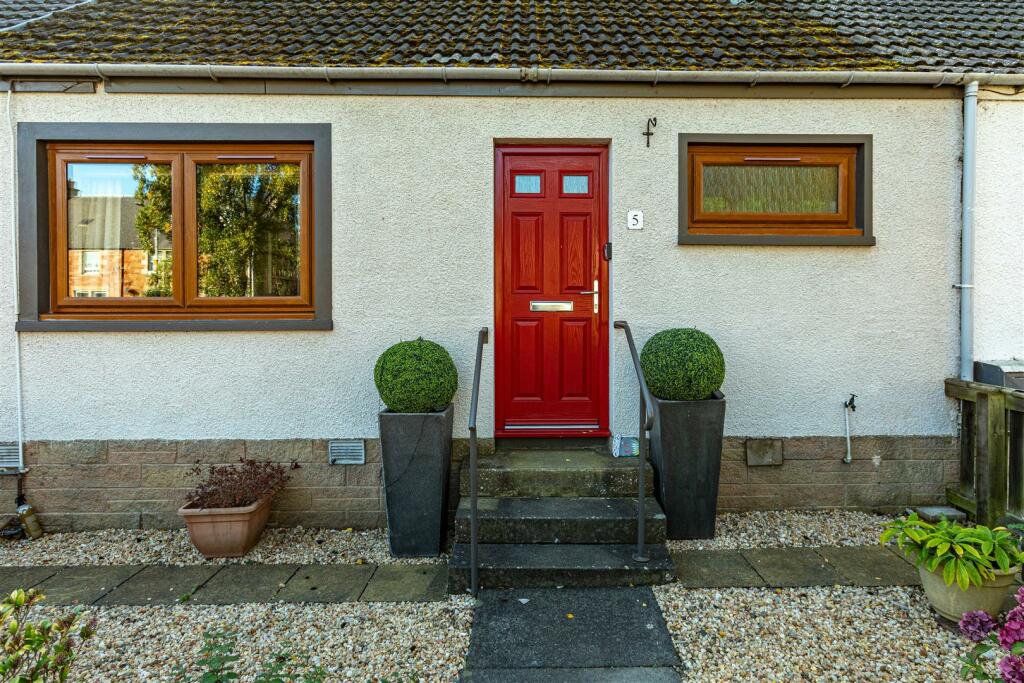 5 Sprouston Road Newtown 06.JPG