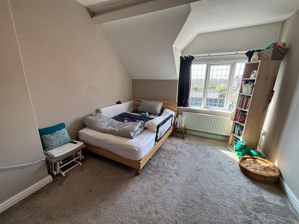 Rear Bedroom