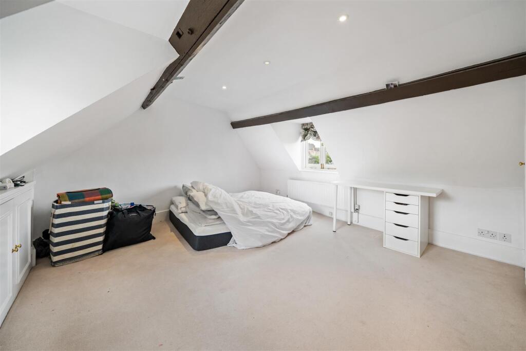 1 Old Town SW4 0JT-No Watermark-17.jpg