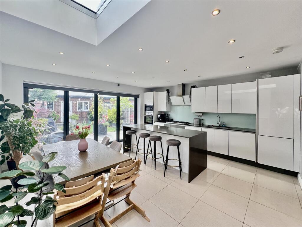 Kitchen/ Diner