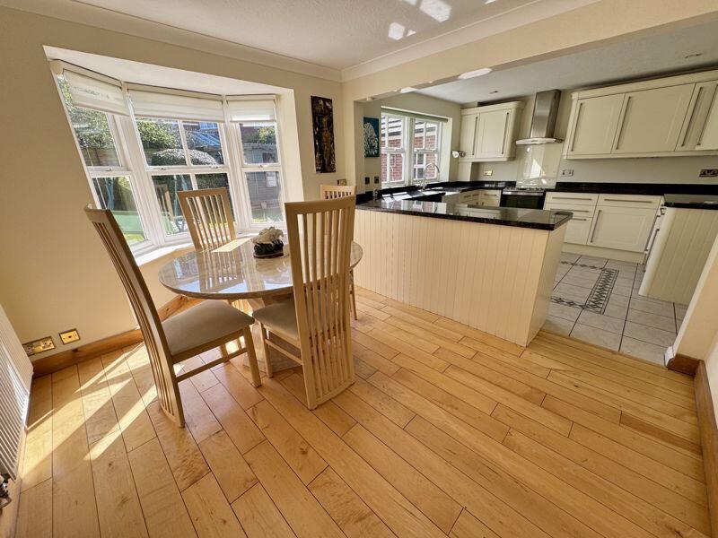 Open Plan Dining Kitchen