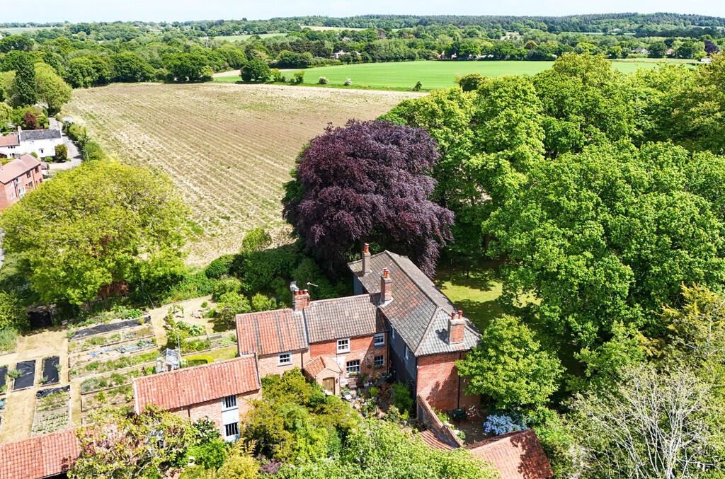 1-682f56a03c9bd-1...