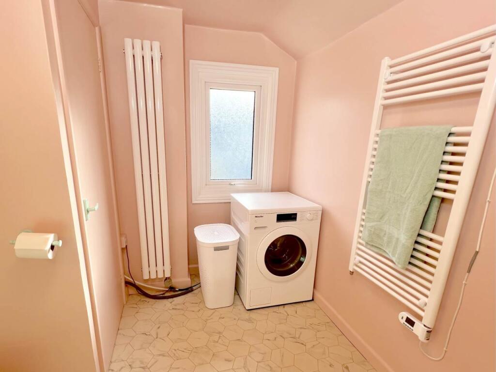 Bathroom 2