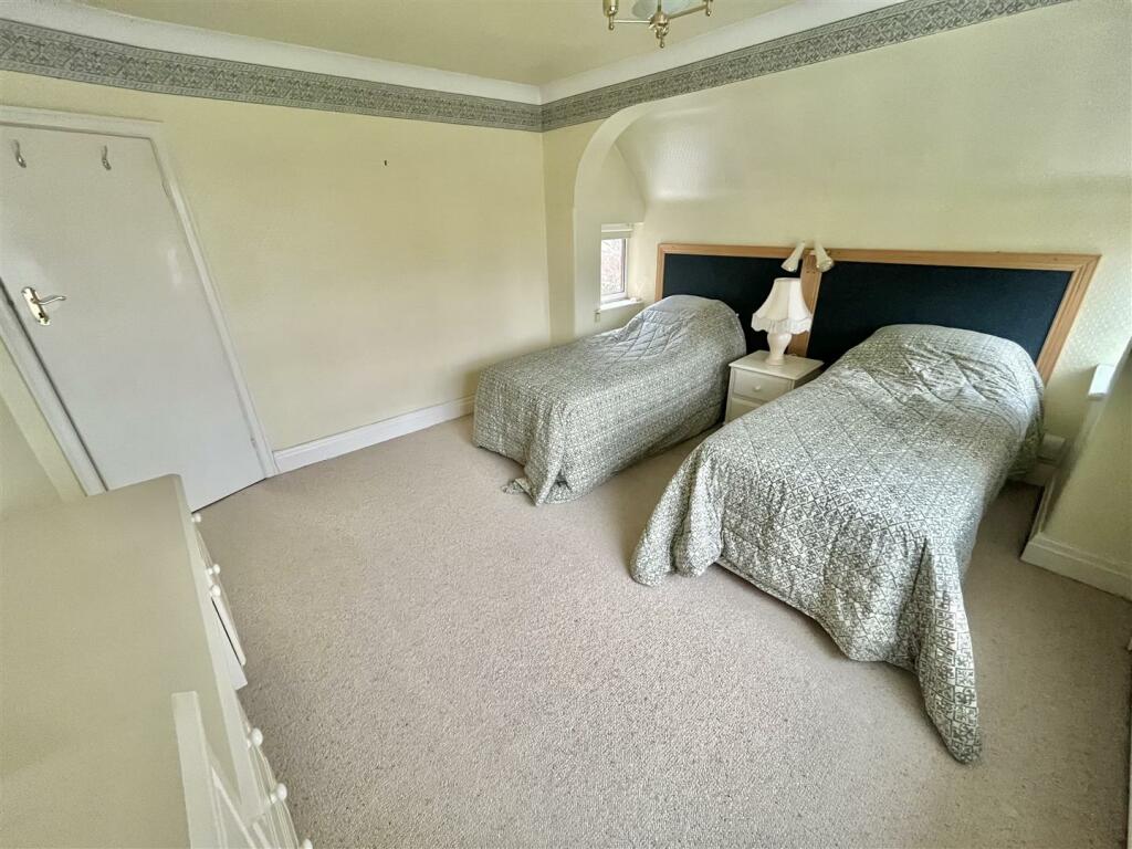Bedroom 2 Aspect 2