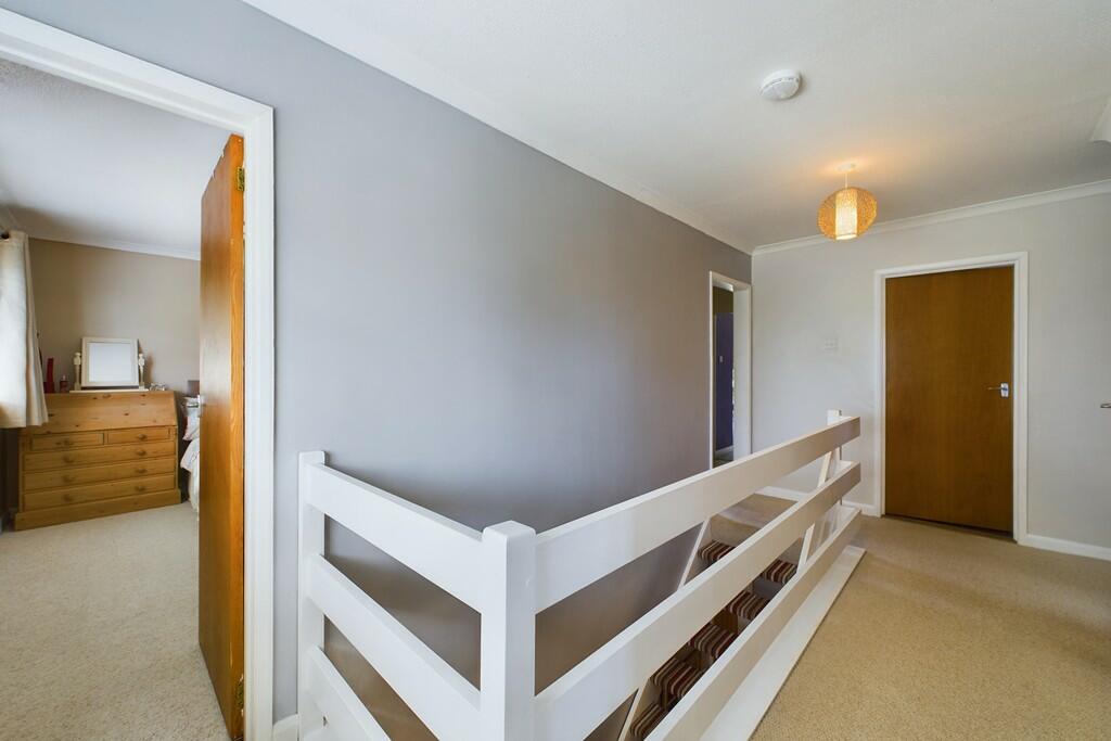 CAM01689G0-PR0418...