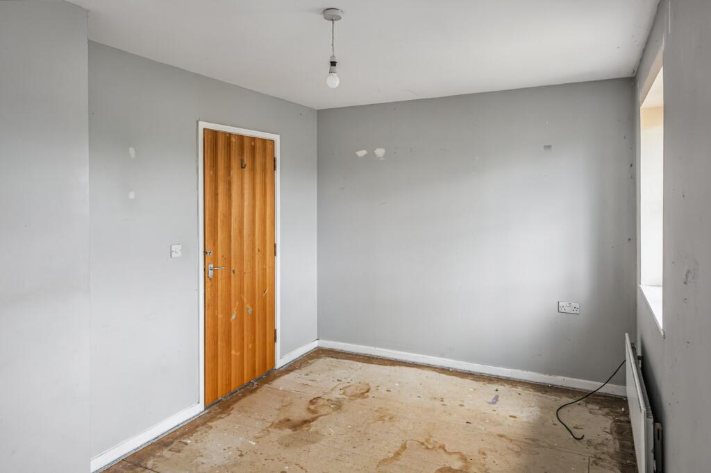 4a Alexander Road, Malmesbury, Wiltshire, SN16 0DW