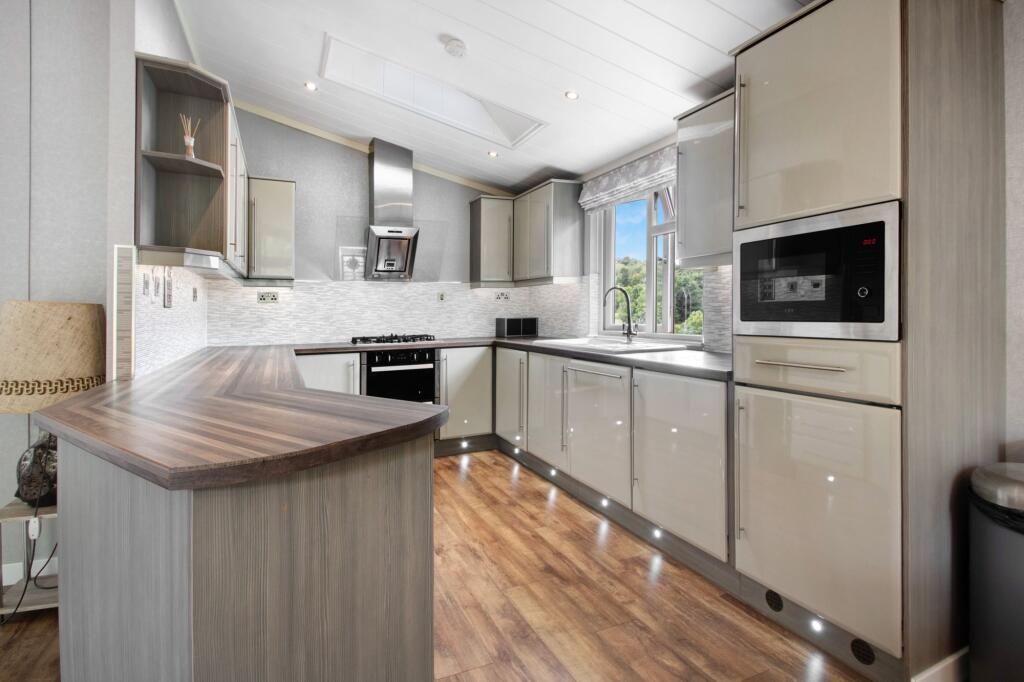 LIving Area &amp; Kitchen