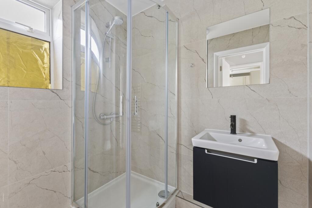 98096_Flat 6 Ches...