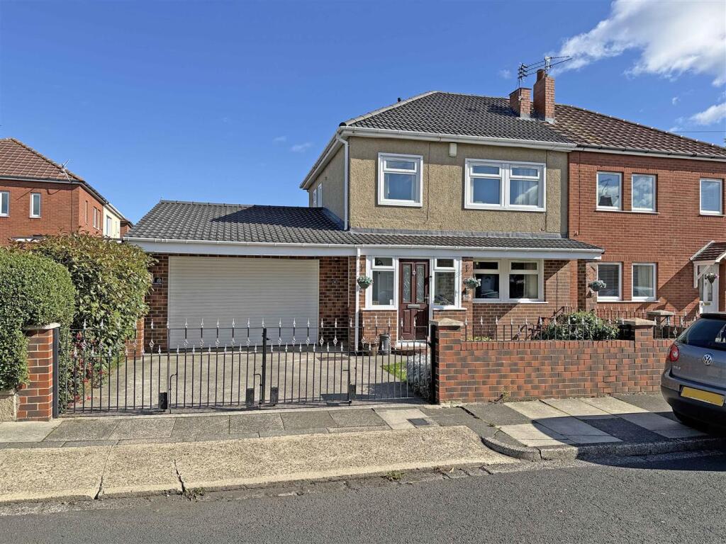 Walwick Avenue External.jpg