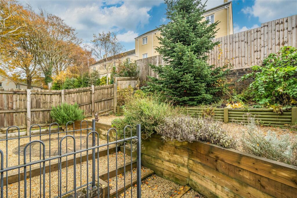 Rear Gardens