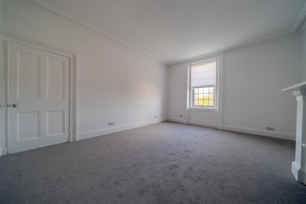 Middle floor bedroom alternative shot