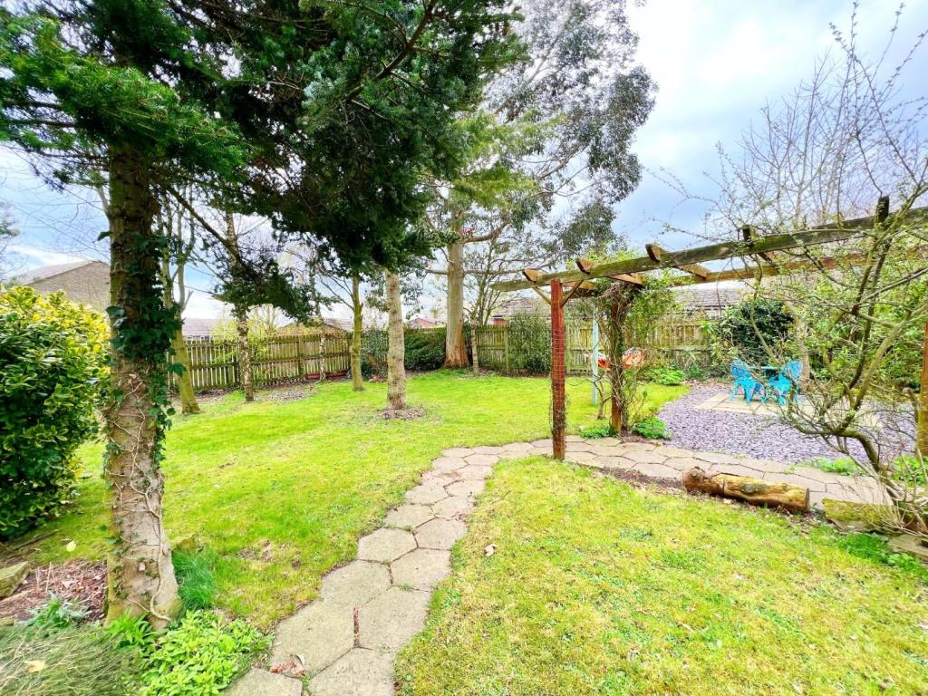 Garden 16.jpg