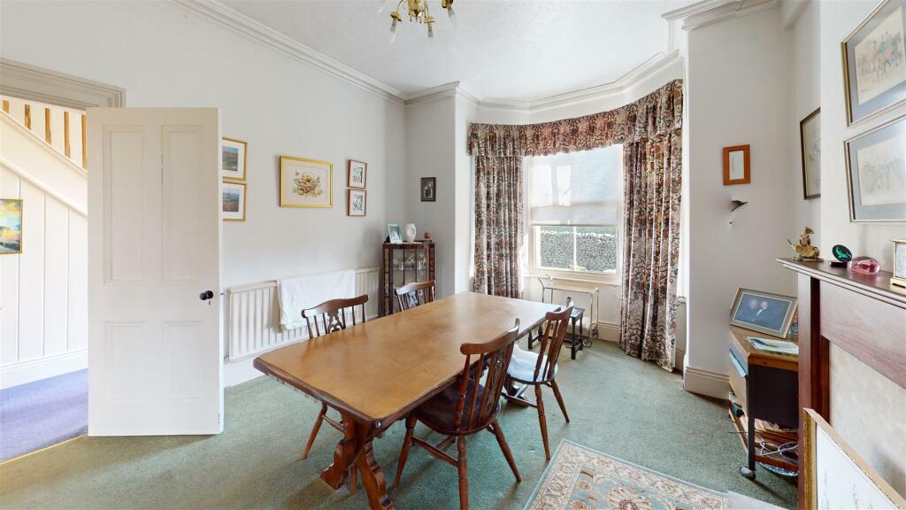 Pendle-View-Dining-Room.jpg