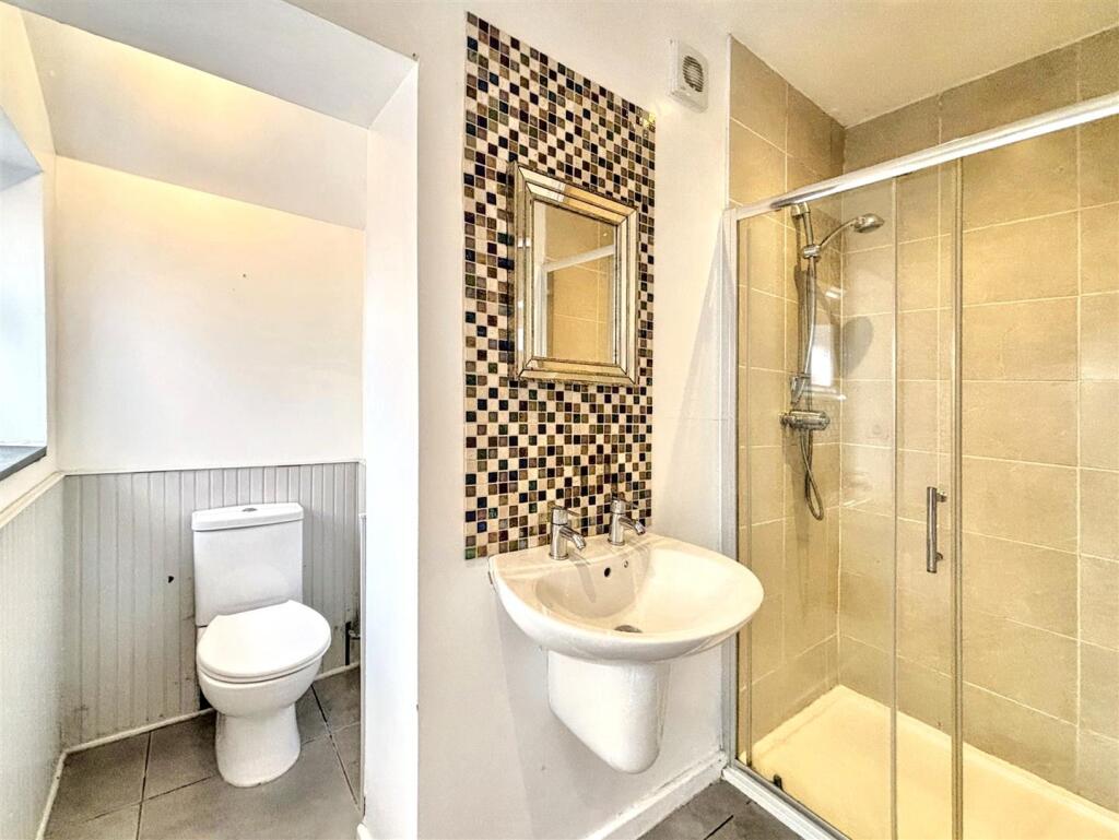 bathroom.jpeg
