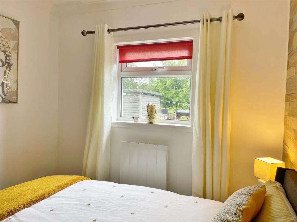 Annex Bedroom 1